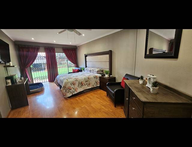 4 BEDROOM HOUSE FOR SALE IN MEYERSDAL